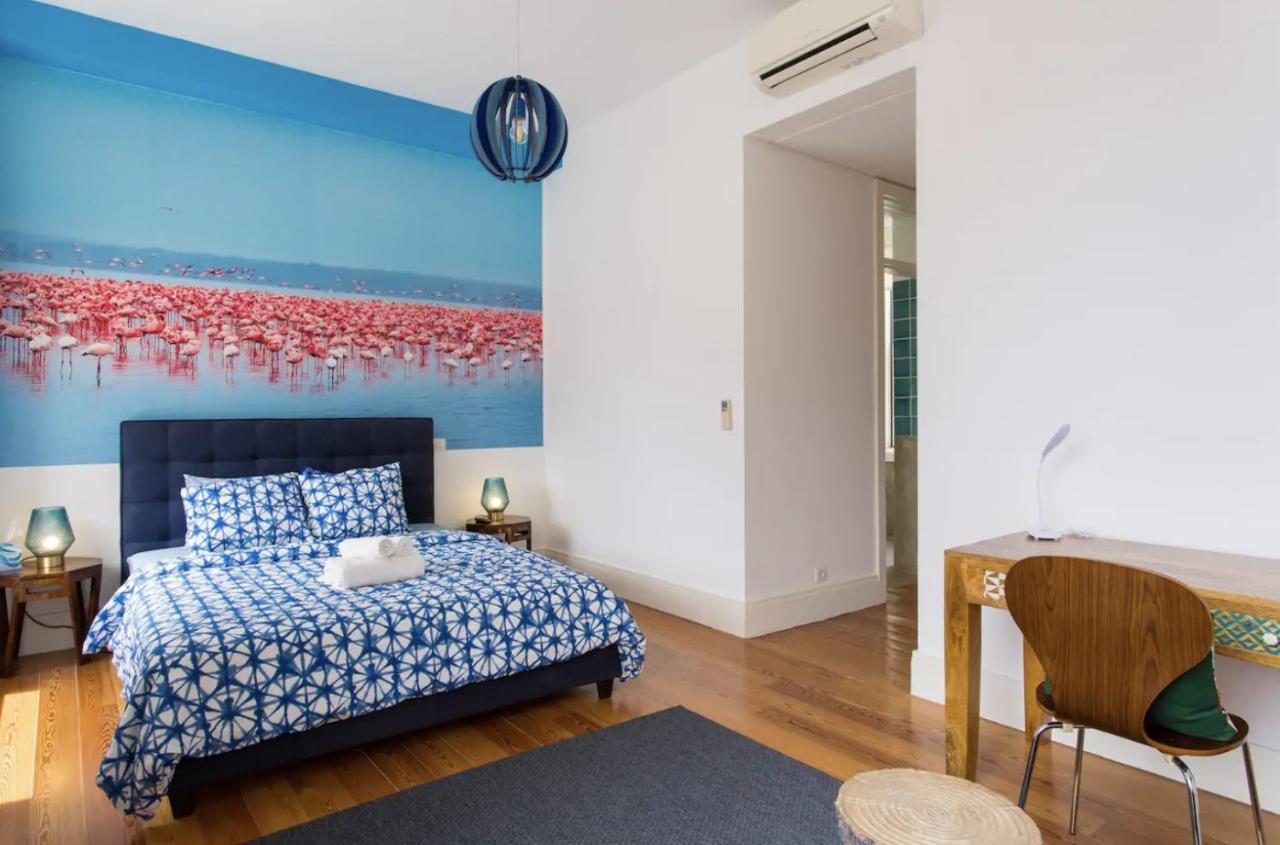Beautiful 3-Story House In Chiado With A 40M² Private Terrace Apartment Lisbon Bagian luar foto